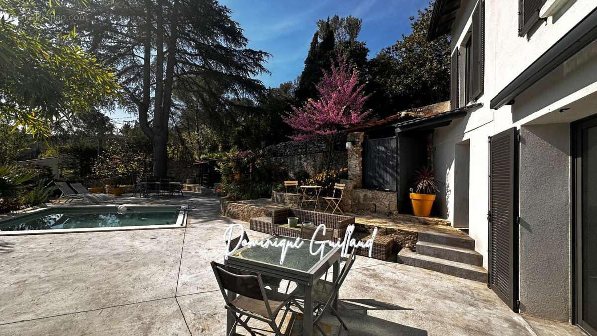 Maison à NIMES