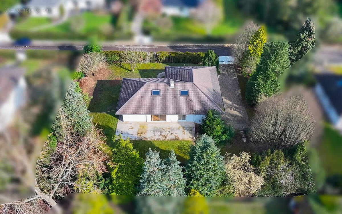 Maison à MARLY