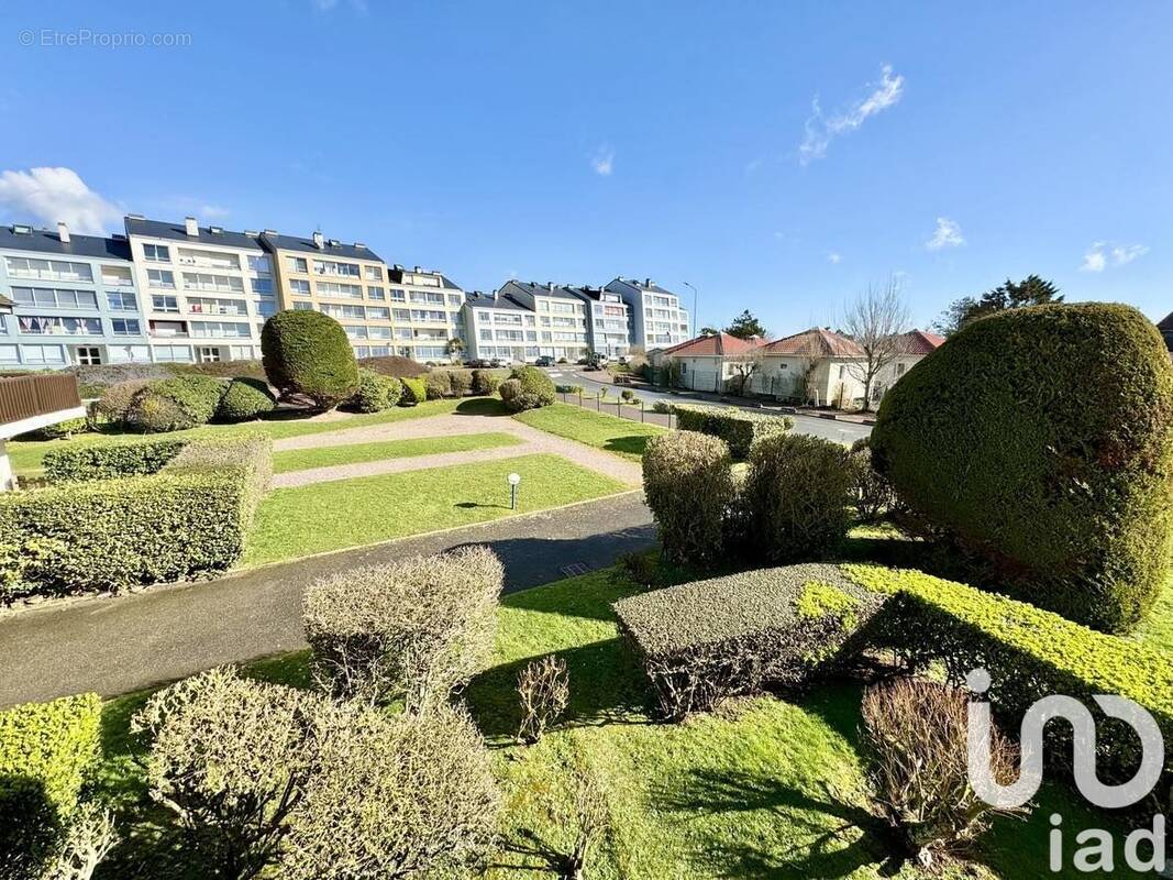 Photo 1 - Appartement à COURSEULLES-SUR-MER