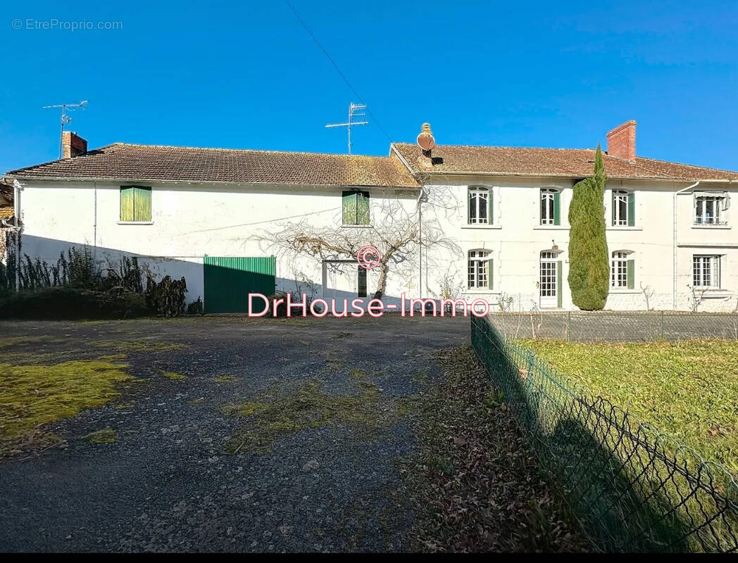Maison à SAINT-LAURENT-DES-VIGNES