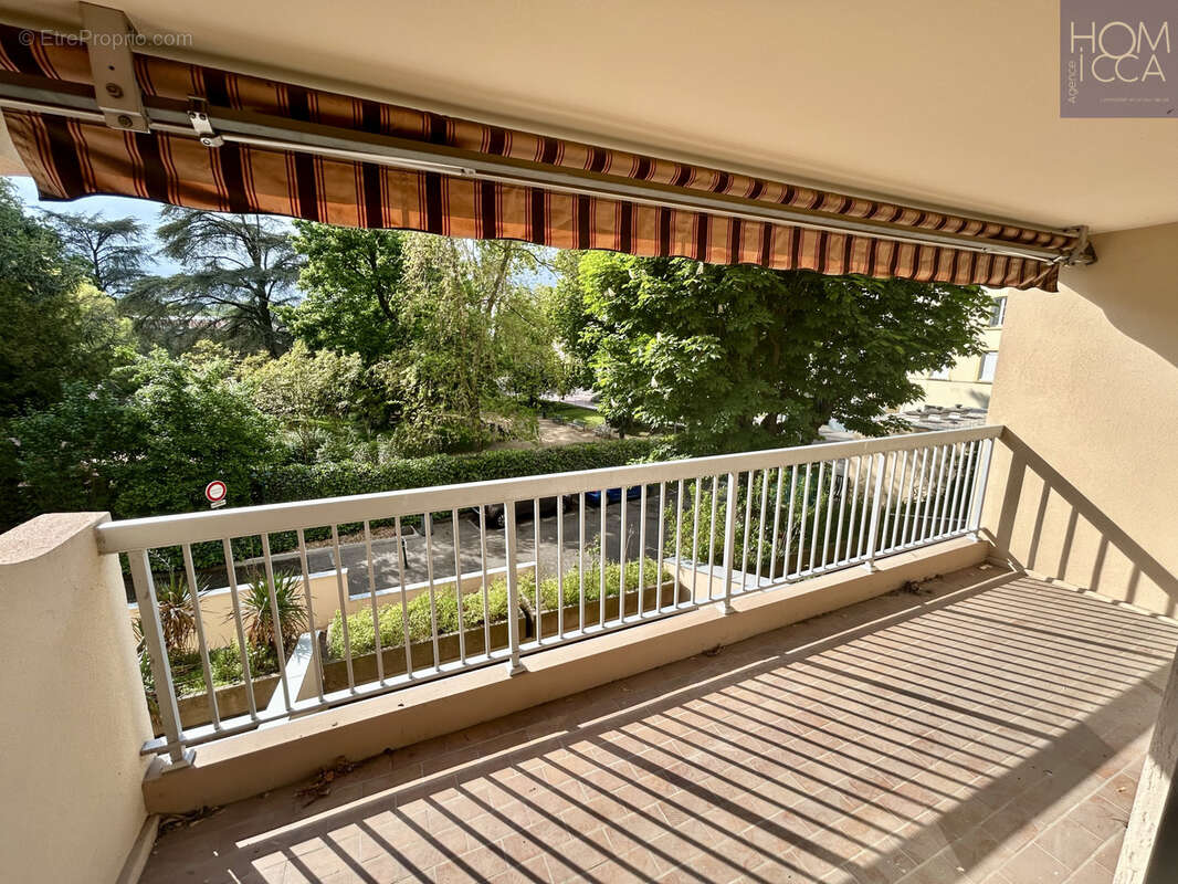 Appartement à LYON-9E