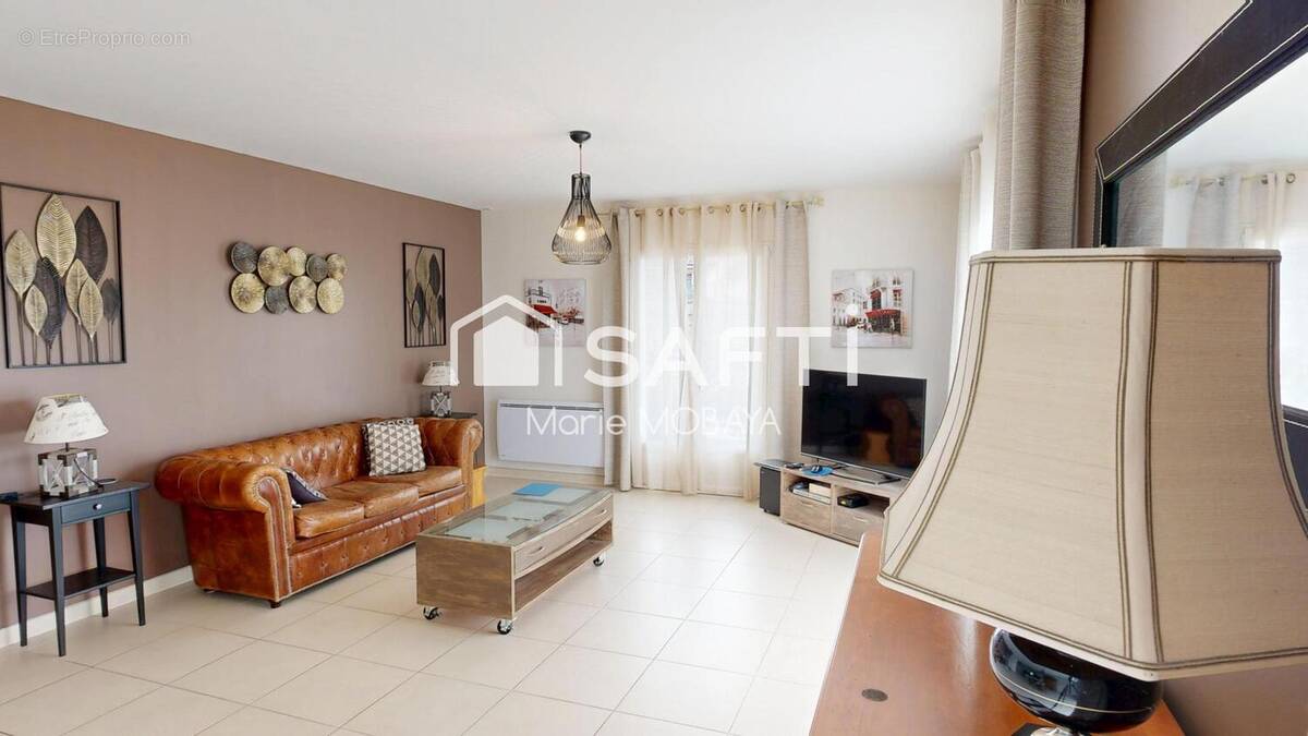 Photo 1 - Maison à CUBZAC-LES-PONTS