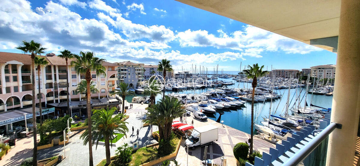 Appartement à FREJUS