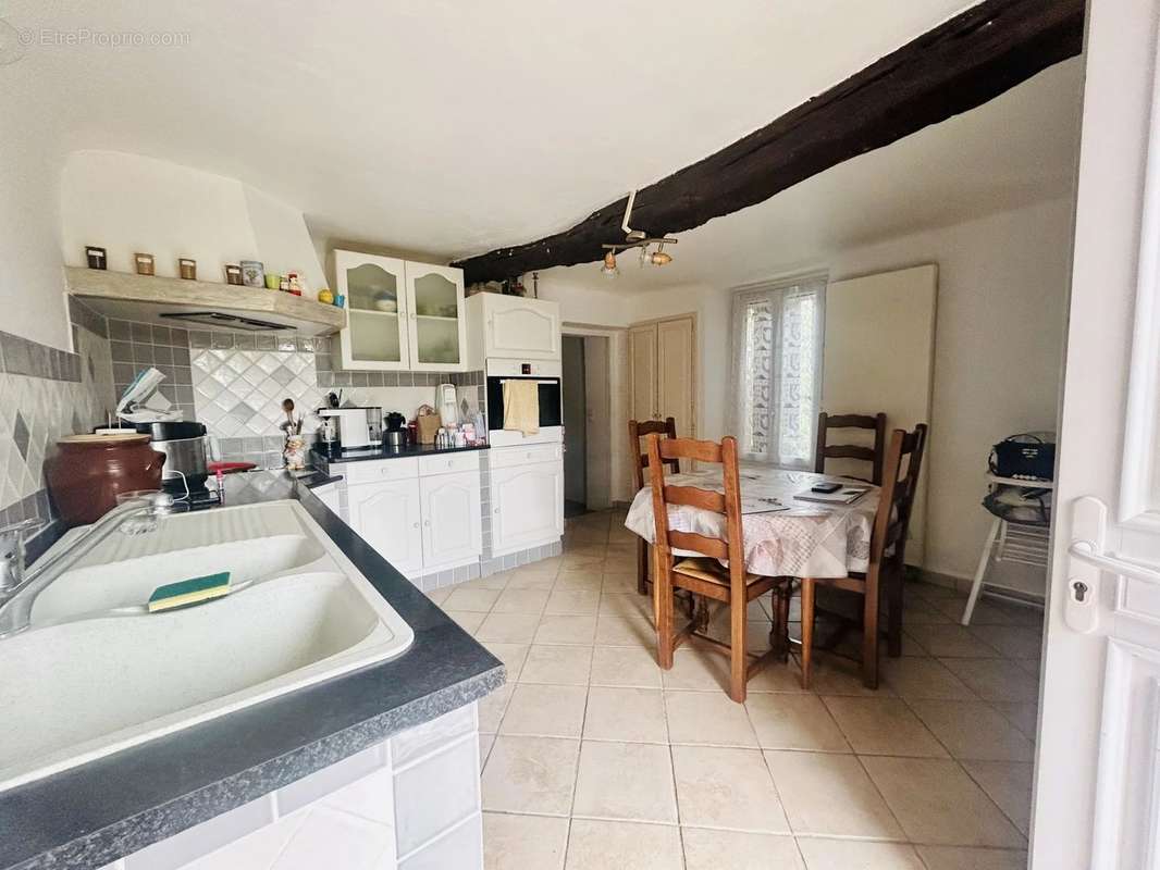 Maison à LORGUES