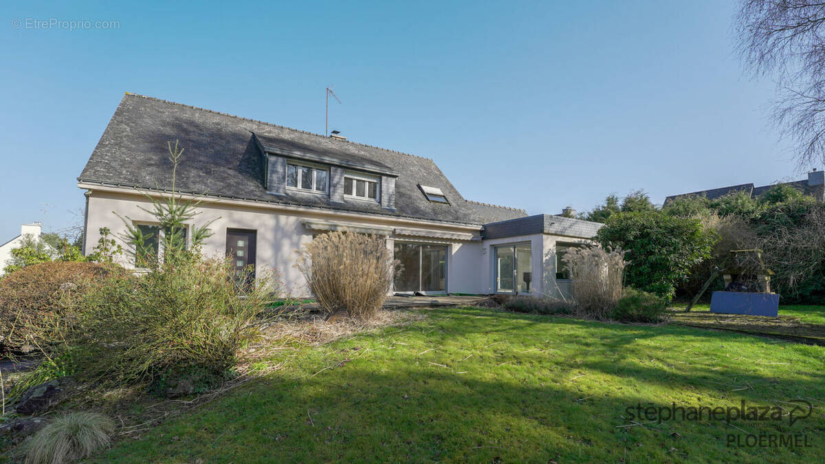 Maison à PLOERMEL