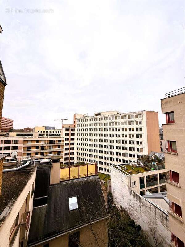 Appartement à PARIS-19E