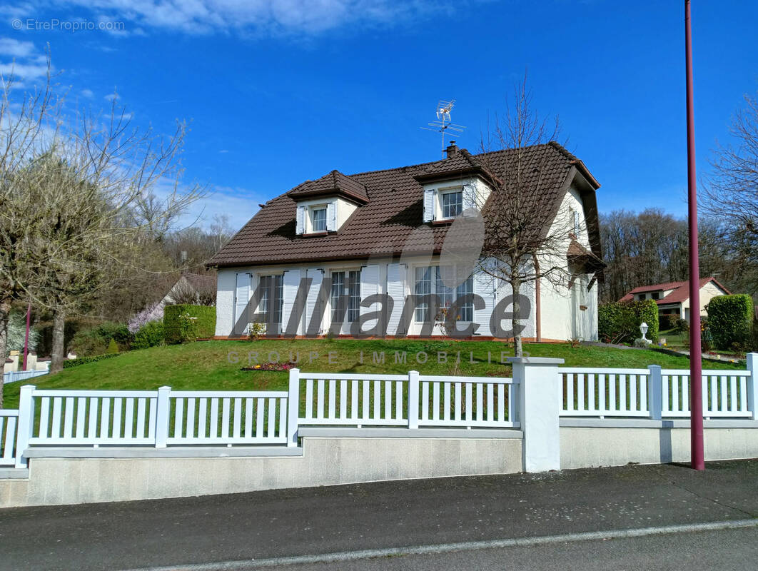 Maison à LUXEUIL-LES-BAINS