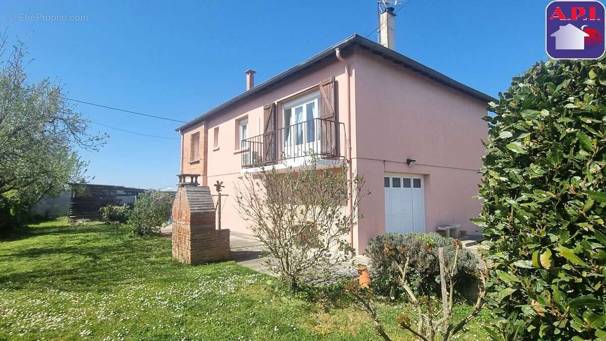 Maison à SAVERDUN