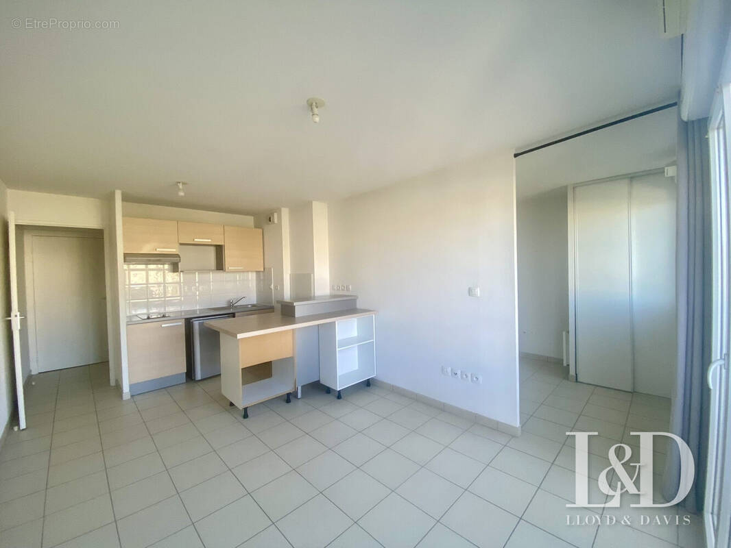 Appartement à SAINT-SEBASTIEN-SUR-LOIRE