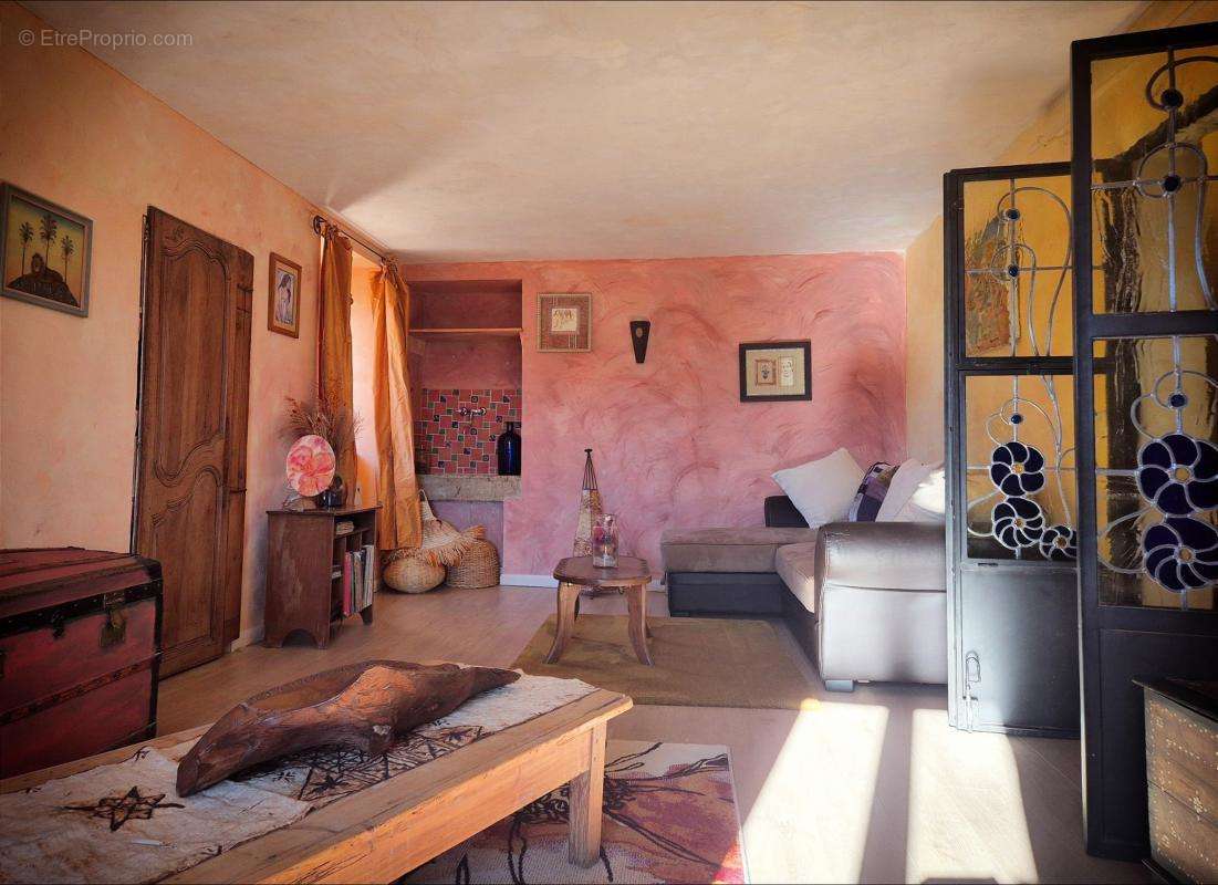 Maison à COURSEGOULES
