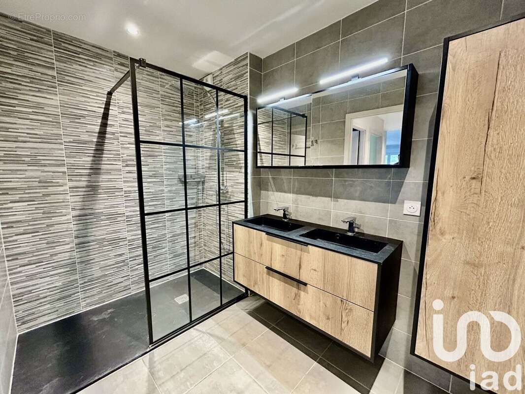 Photo 8 - Appartement à AUDUN-LE-TICHE
