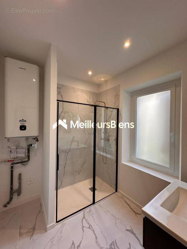 Appartement à AMPUS