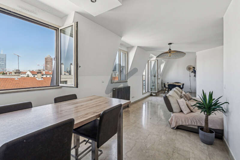 Appartement à LYON-3E