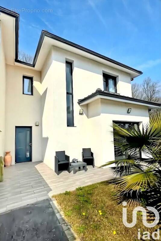 Photo 1 - Maison à POMPIGNAC