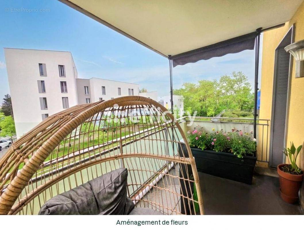 Appartement à LYON-9E