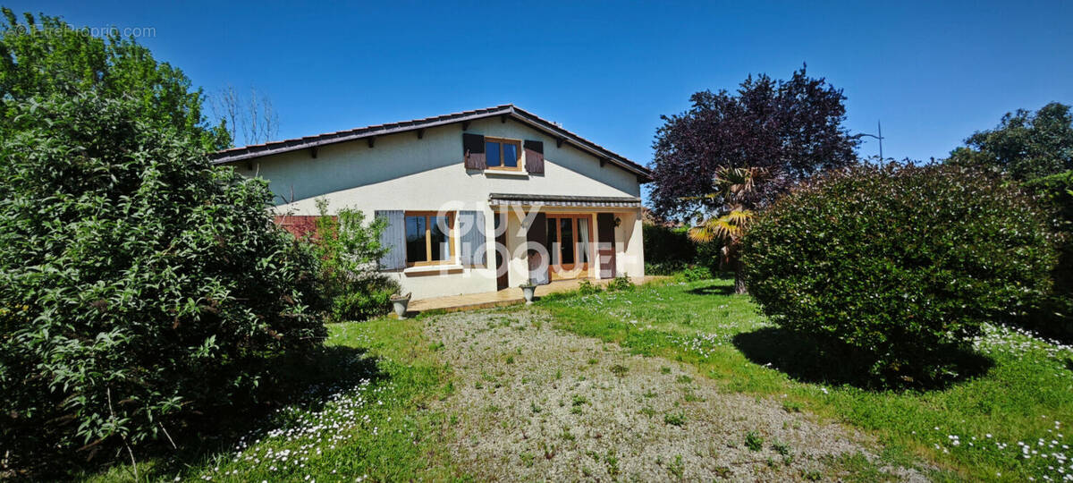 Maison à GRENADE-SUR-L&#039;ADOUR