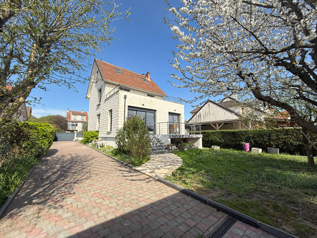 Maison à CORMEILLES-EN-PARISIS