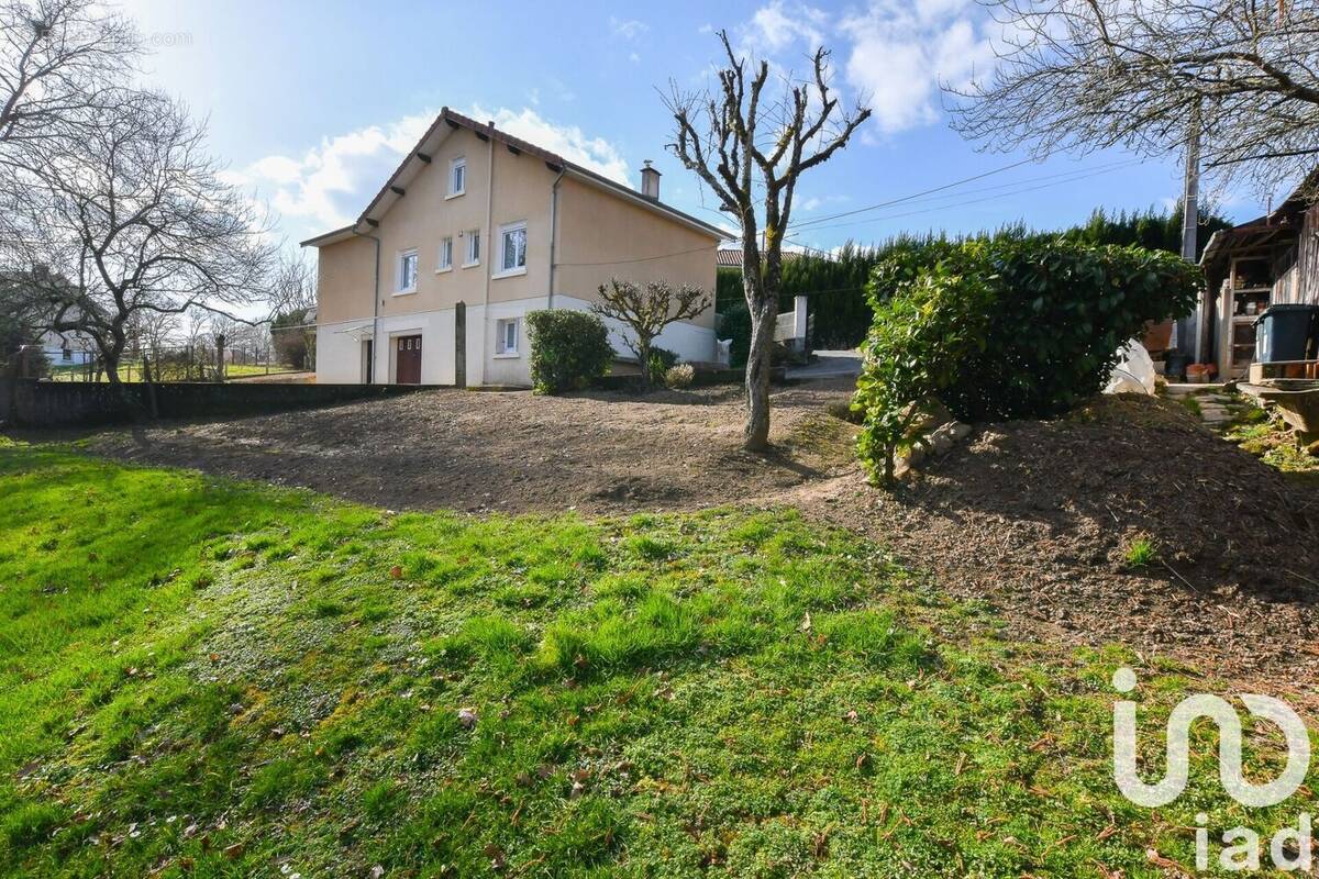 Photo 1 - Maison à RILHAC-RANCON
