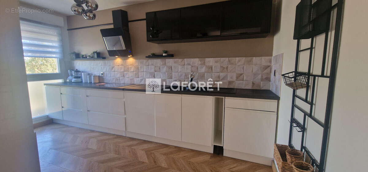 Appartement à JUVIGNAC