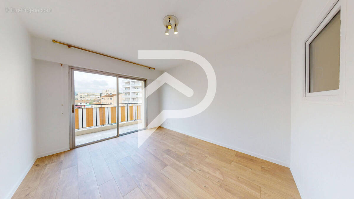 Appartement à LE CANNET