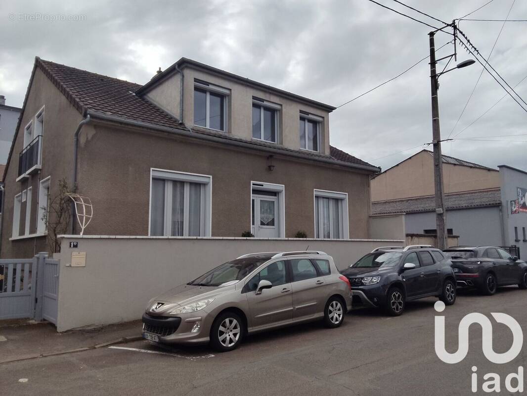Photo 1 - Maison à AUTUN