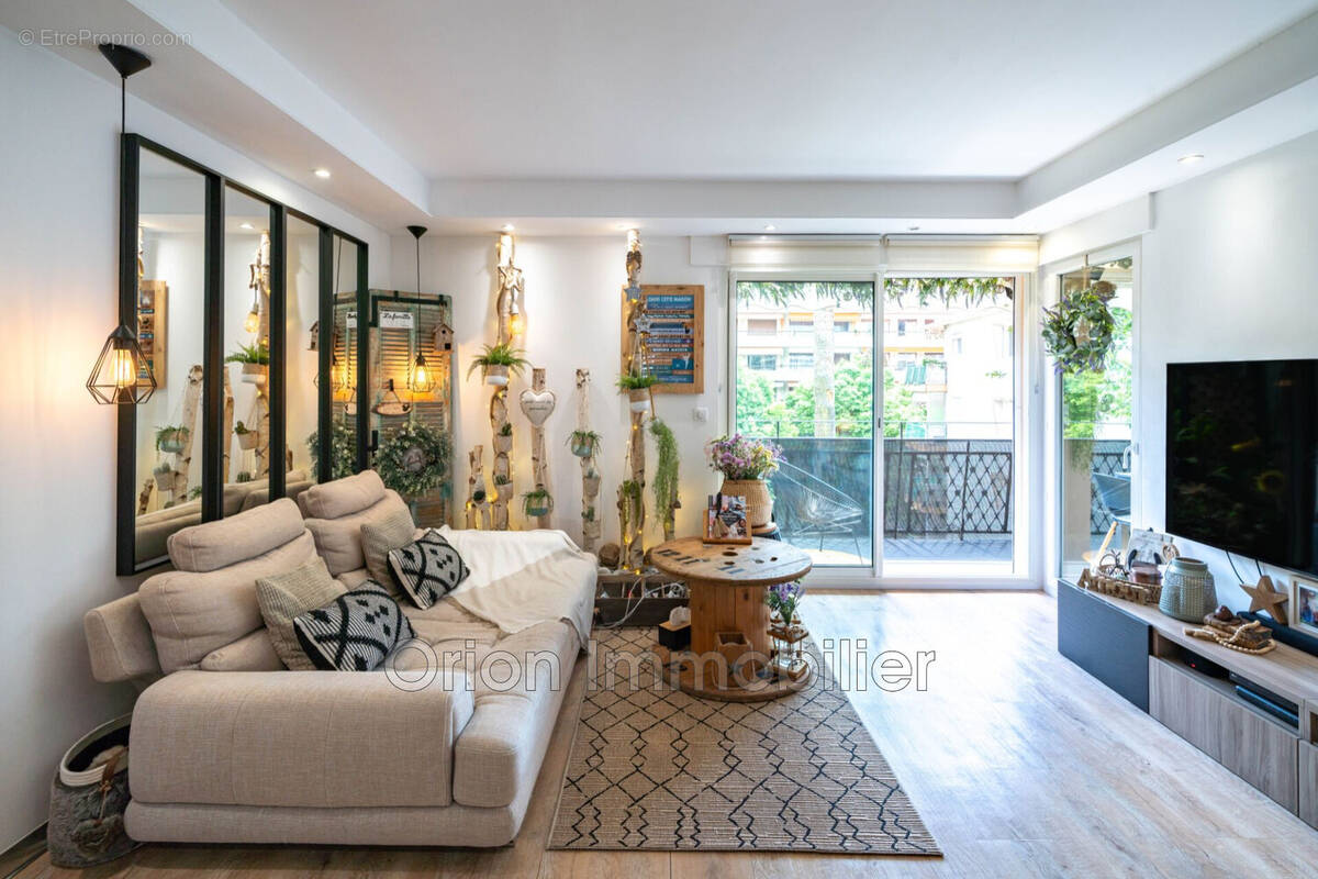 Appartement à CANNES
