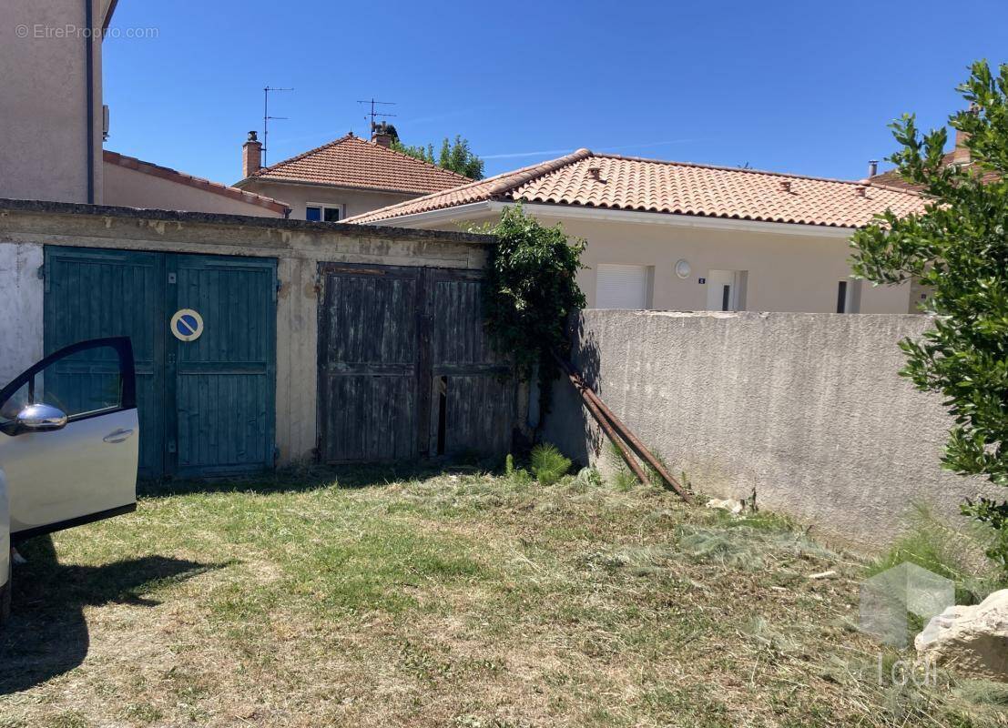 Parking à MONTELIMAR