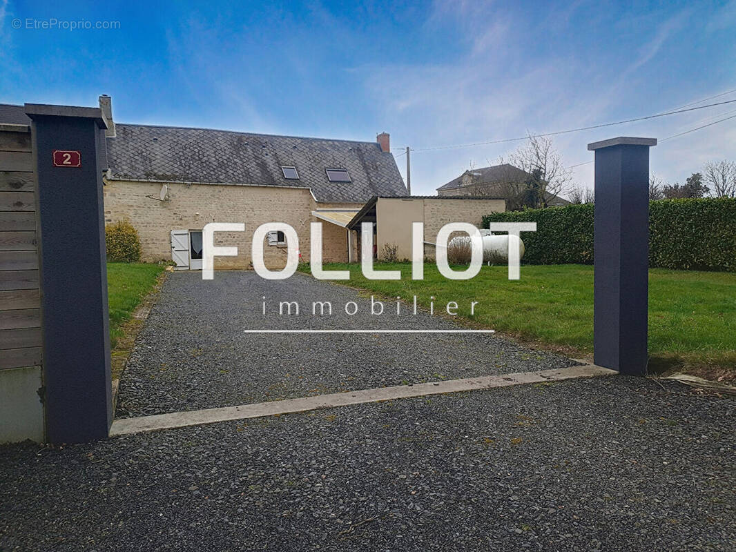Maison à ENGLESQUEVILLE-LA-PERCEE