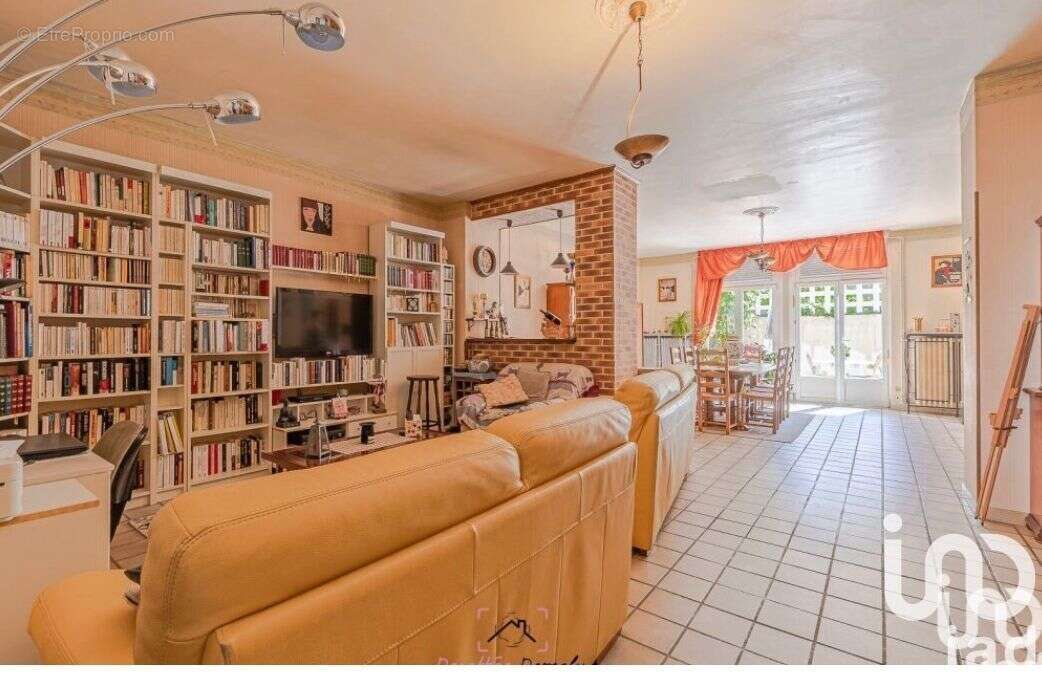 Photo 9 - Appartement à AUDUN-LE-TICHE