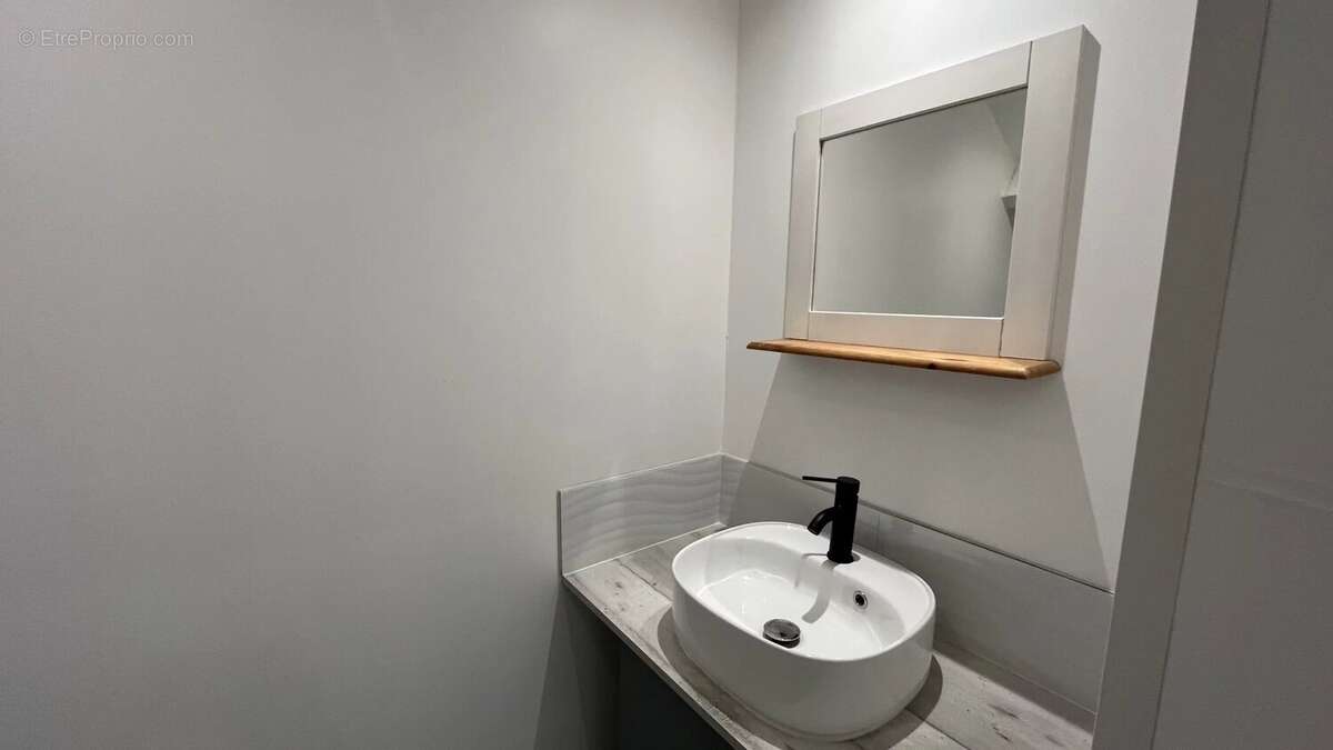 Appartement à PORT-DE-BOUC
