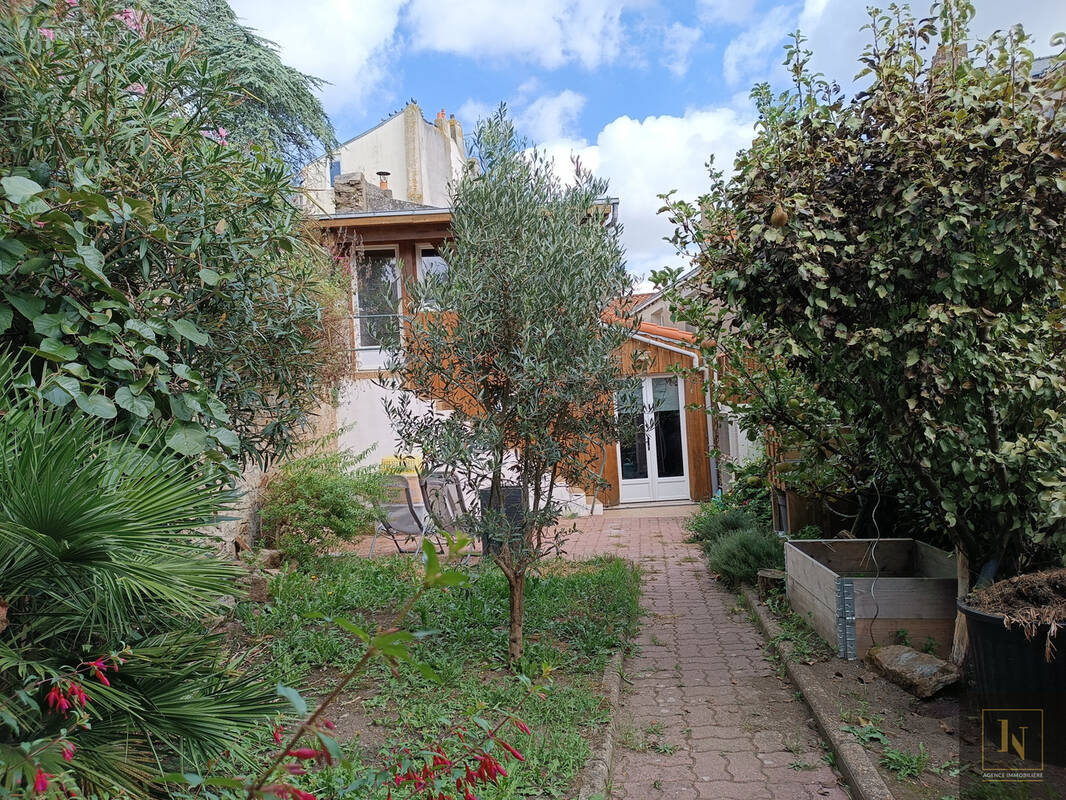 Maison à PAIMBOEUF