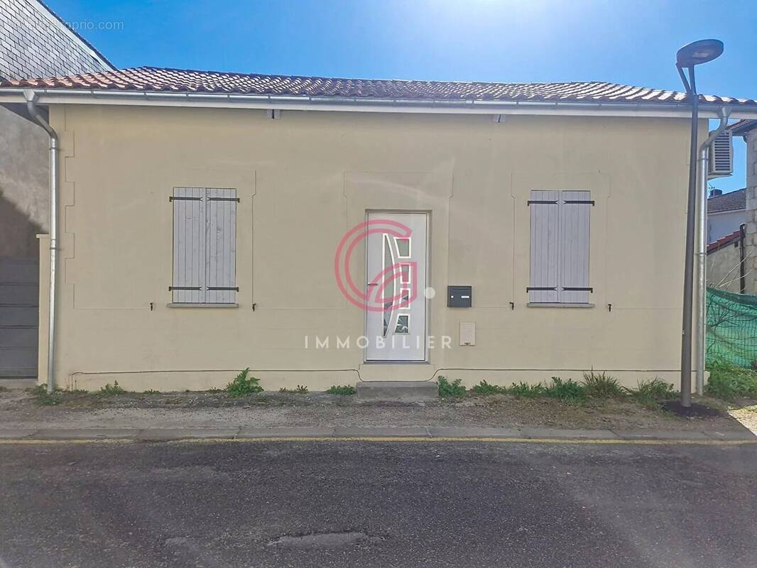 Maison à LABOUHEYRE