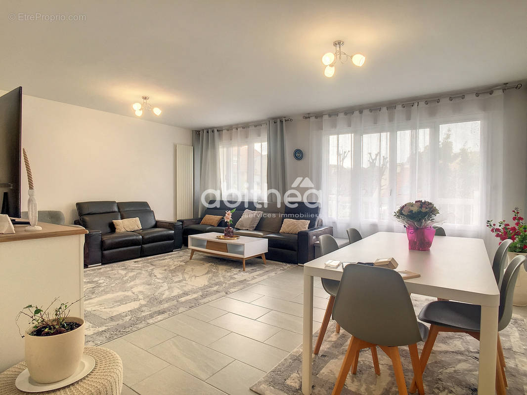Appartement à CHOISY-LE-ROI