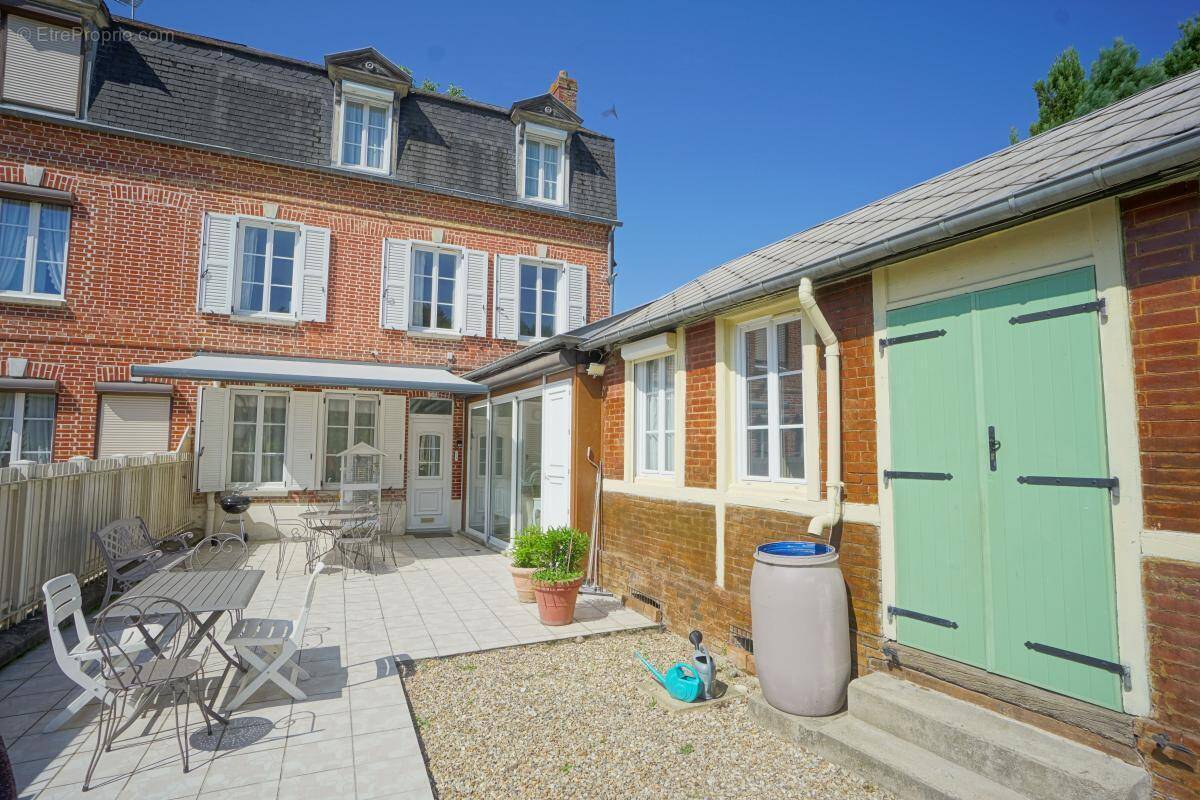 Maison à BERNAY