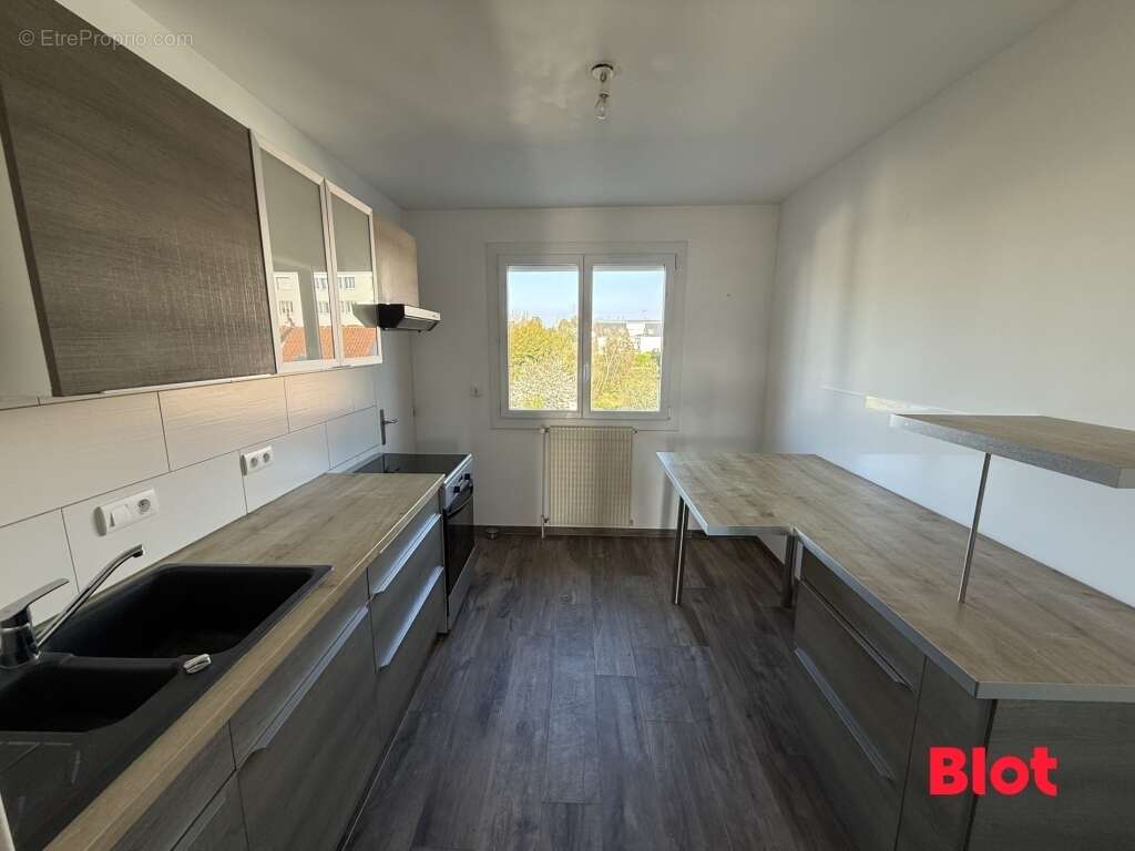 Appartement à SAINT-SEBASTIEN-SUR-LOIRE