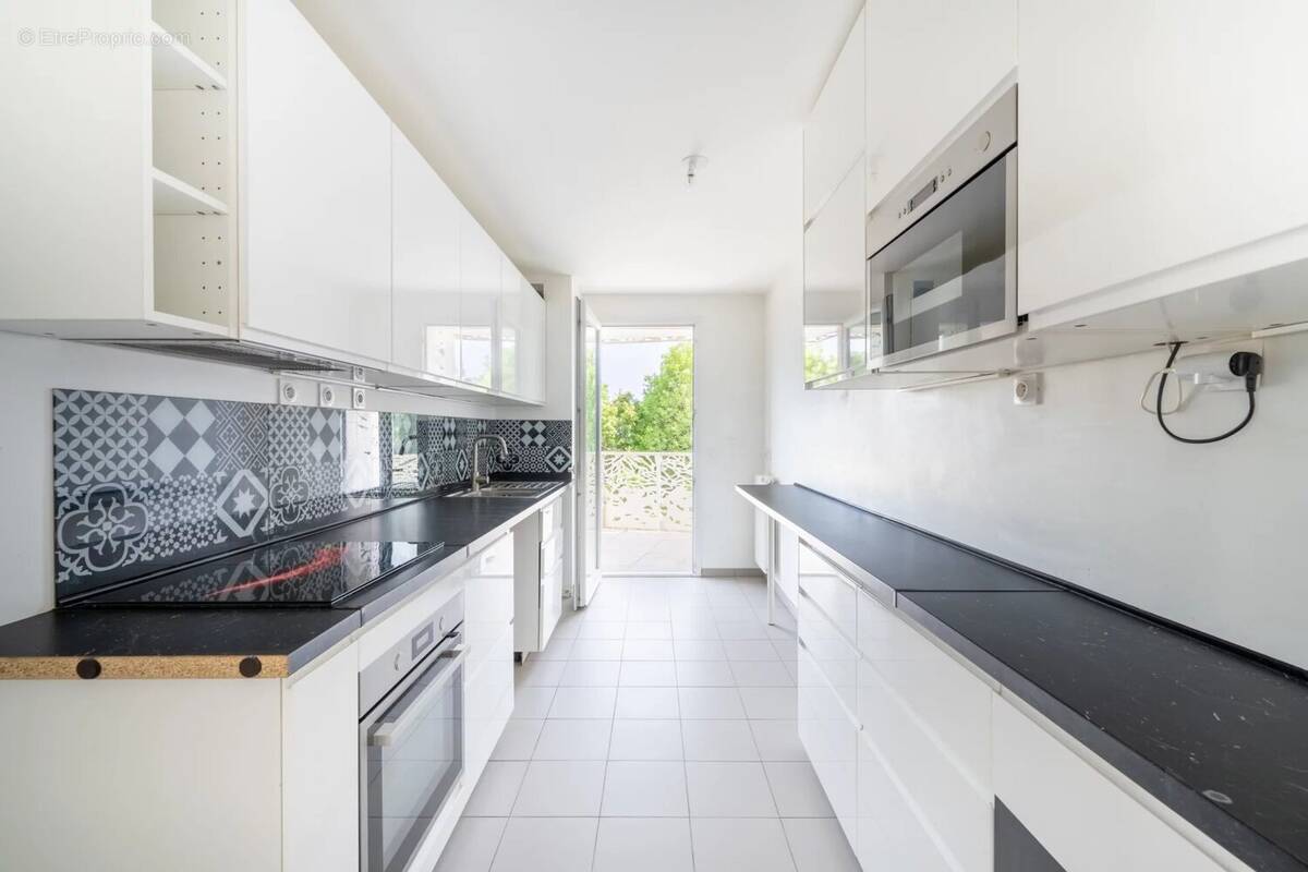 Appartement à MONTIGNY-LE-BRETONNEUX