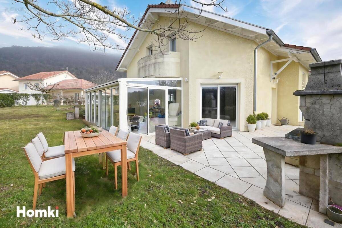 Maison à APPRIEU