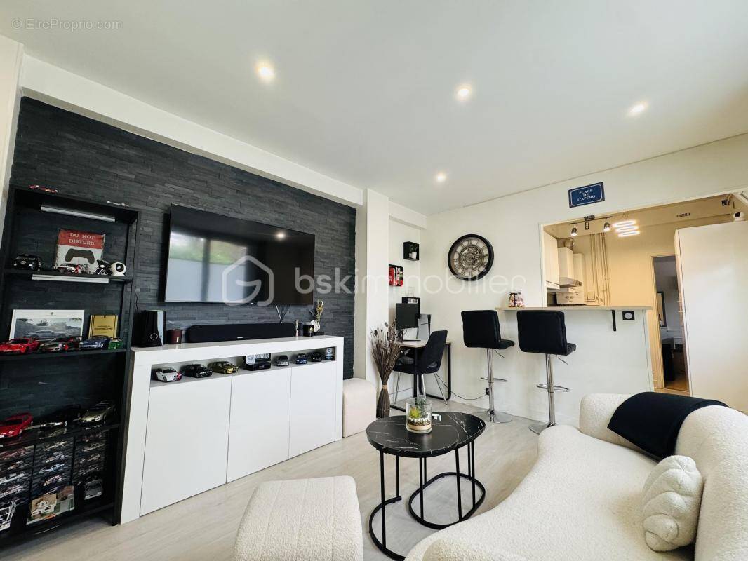 Appartement à LA CELLE-SAINT-CLOUD