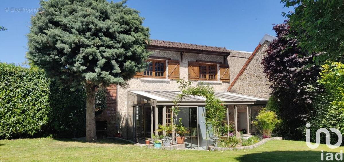 Photo 1 - Maison à VILLECRESNES