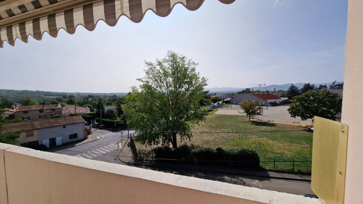 Appartement à CRAPONNE