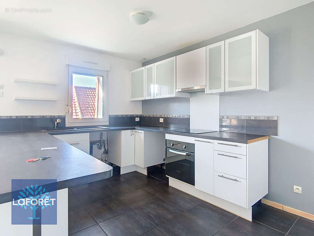 Appartement à VERT-LE-GRAND