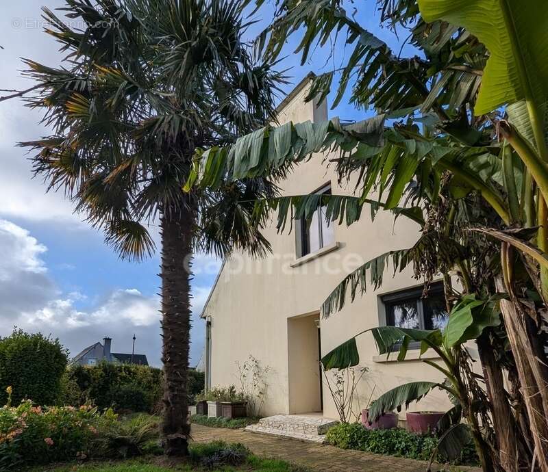 Maison à BRIEC