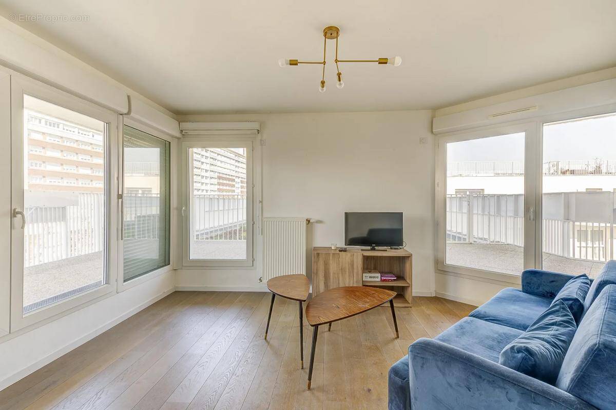 Appartement à GENNEVILLIERS