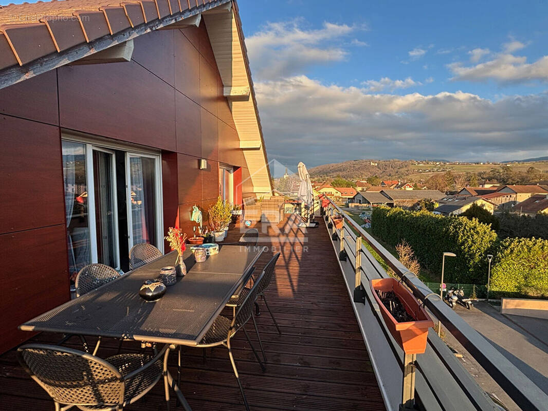 Appartement à DOUVAINE