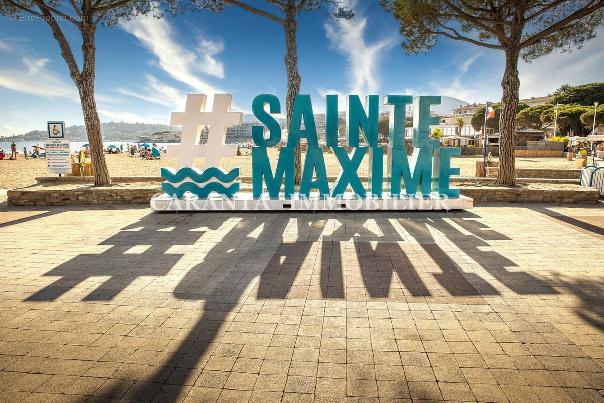 Terrain à SAINTE-MAXIME