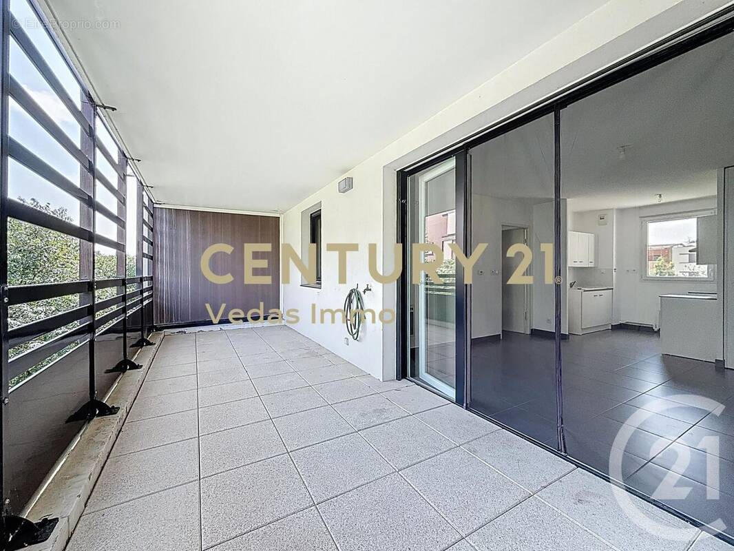 Appartement à SAINT-JEAN-DE-VEDAS