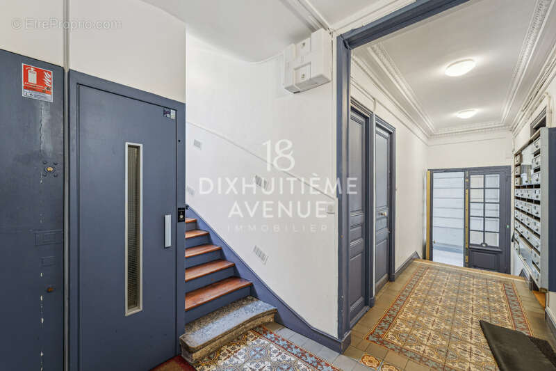 Appartement à PARIS-18E