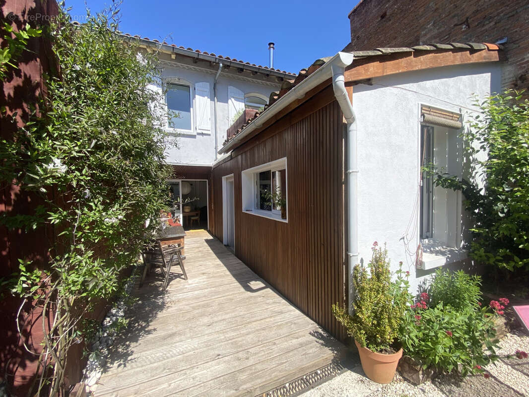 Maison à FRONTON