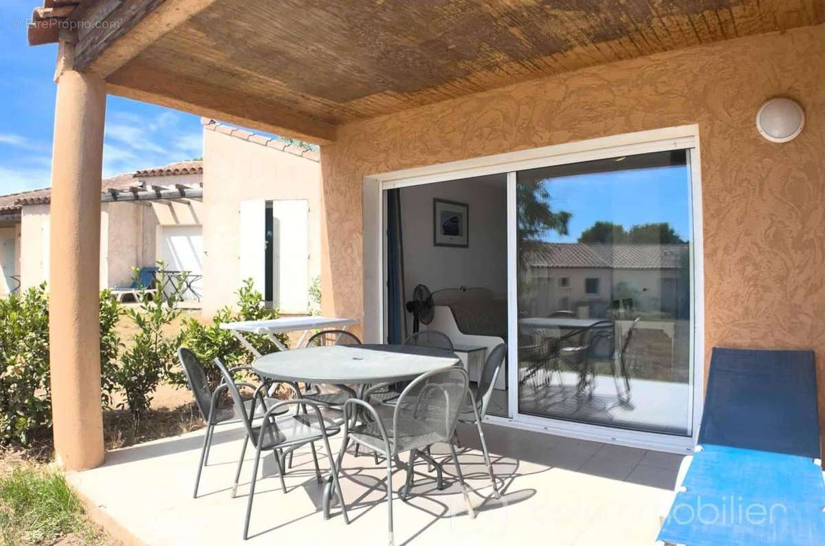 Maison à PUGET-SUR-ARGENS