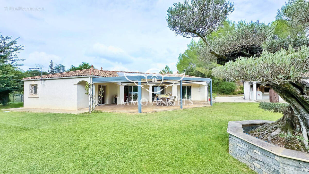 Maison à PRADES-LE-LEZ